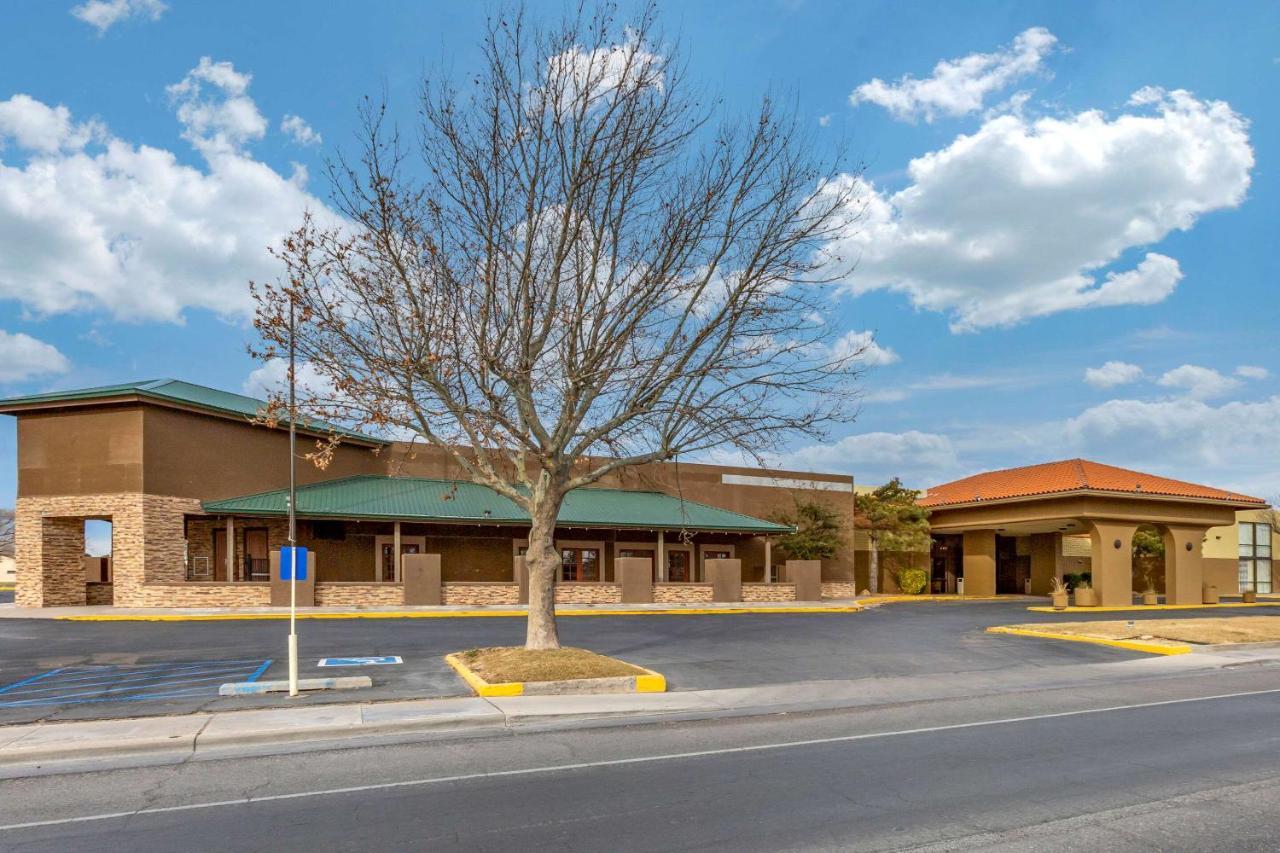 Clarion Inn & Suites Roswell Dış mekan fotoğraf