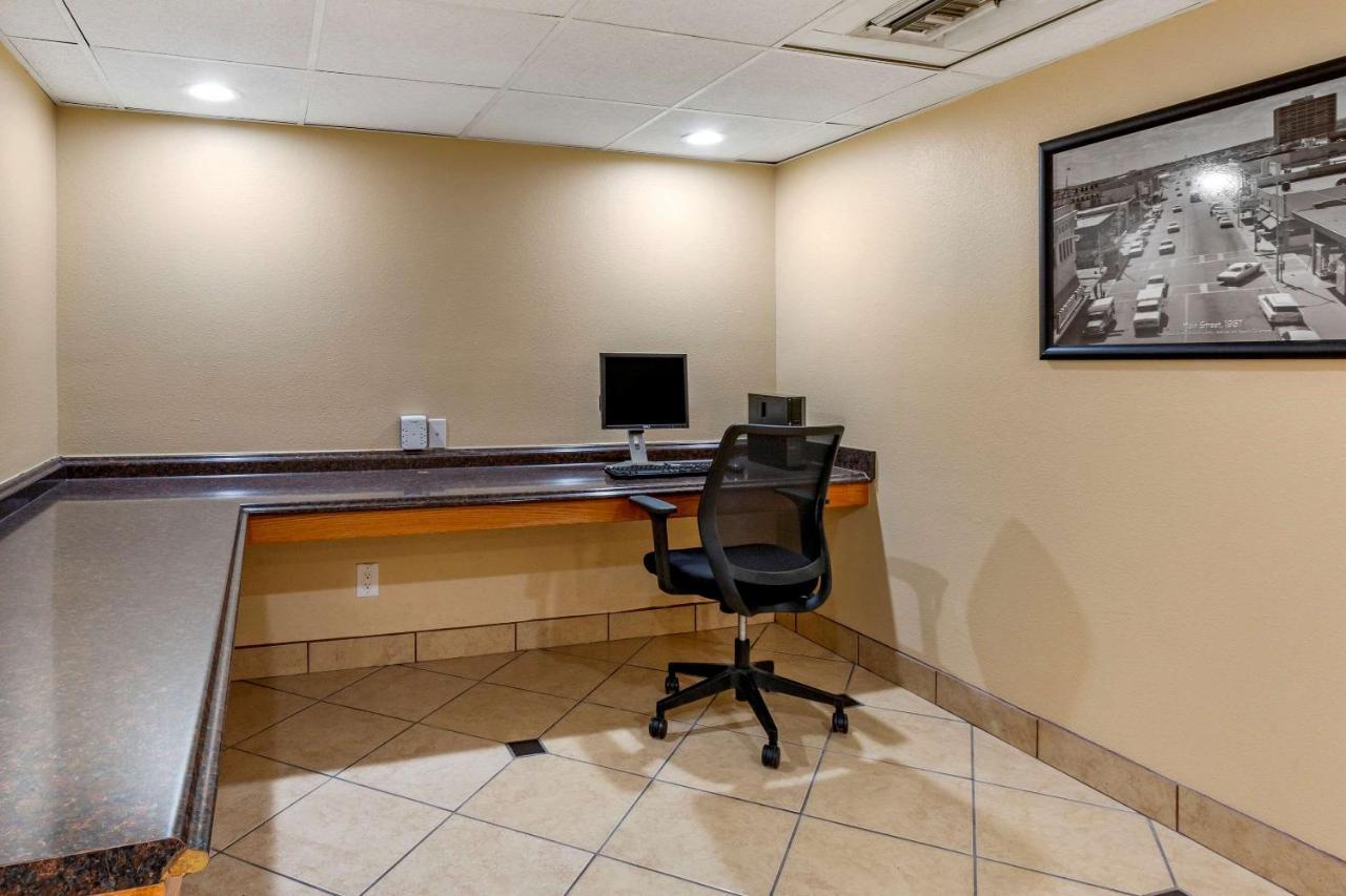 Clarion Inn & Suites Roswell Dış mekan fotoğraf