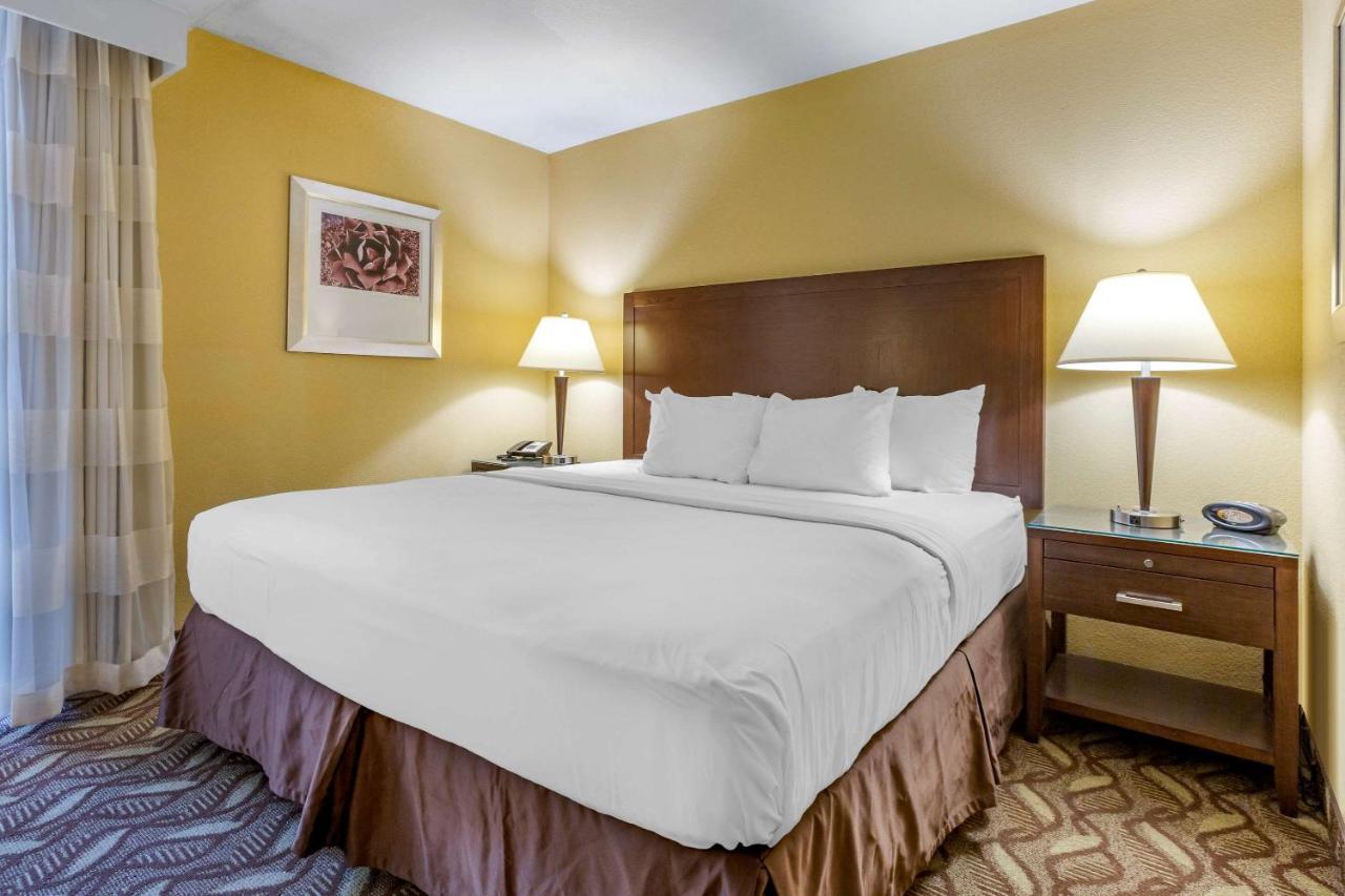 Clarion Inn & Suites Roswell Dış mekan fotoğraf