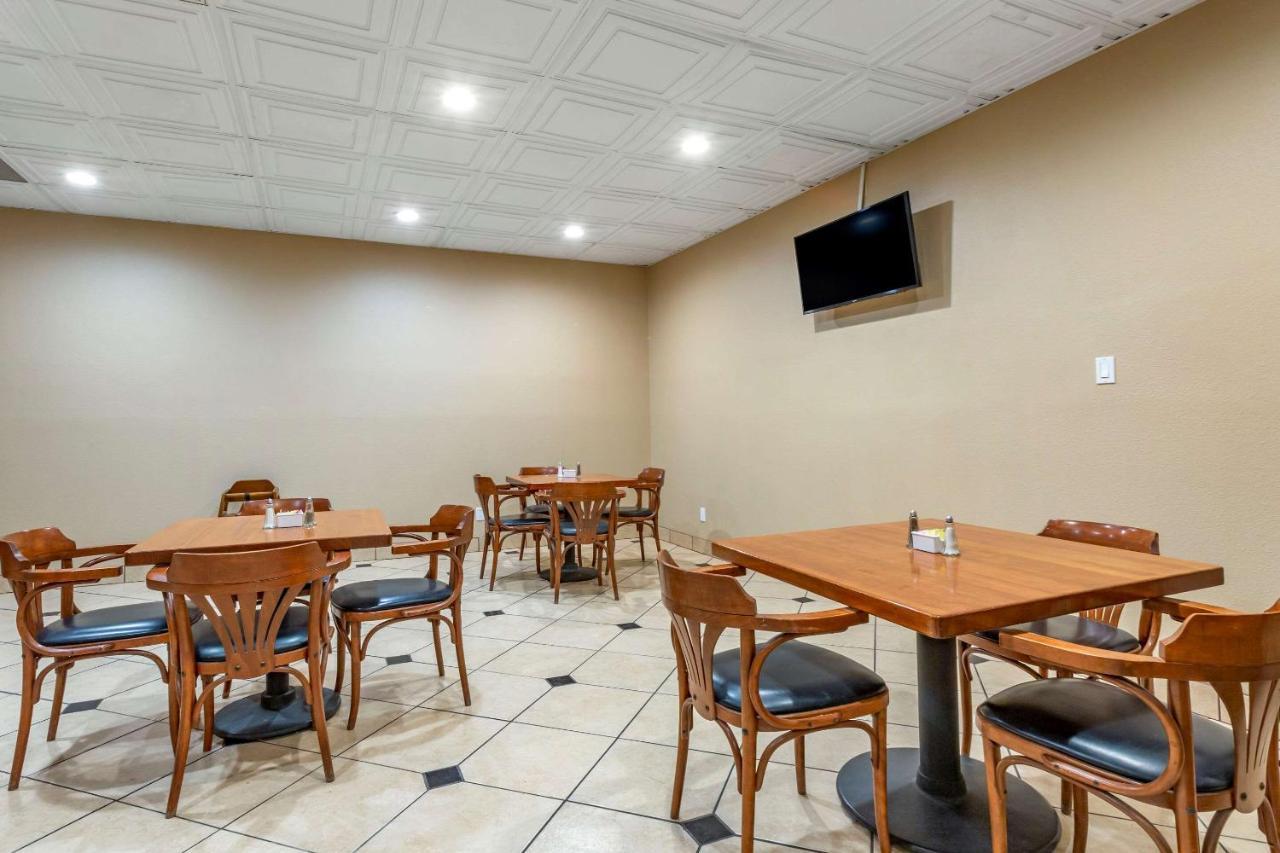 Clarion Inn & Suites Roswell Dış mekan fotoğraf