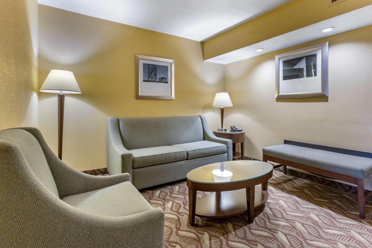 Clarion Inn & Suites Roswell Dış mekan fotoğraf