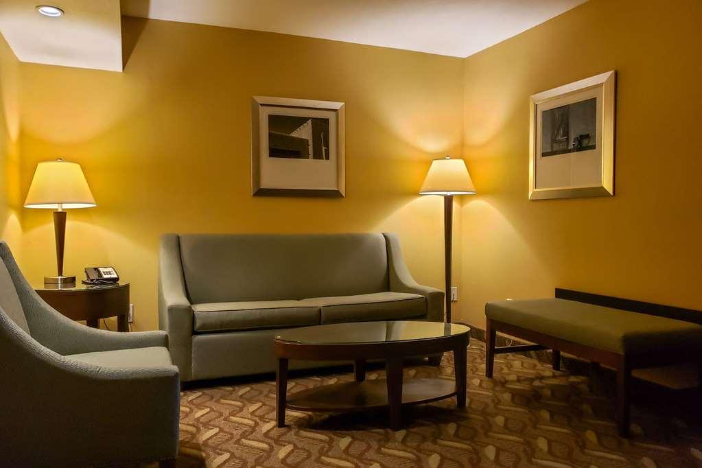 Clarion Inn & Suites Roswell Oda fotoğraf