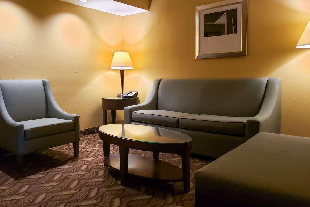 Clarion Inn & Suites Roswell Oda fotoğraf