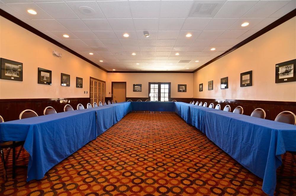 Clarion Inn & Suites Roswell İş olanakları fotoğraf